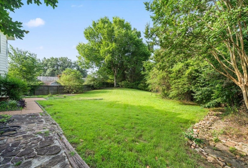 8861 BRIARWOOD CV, Memphis, Tennessee 38018, 4 Bedrooms Bedrooms, 7 Rooms Rooms,2.1 BathroomsBathrooms,Residential,For Sale,BRIARWOOD,10223756
