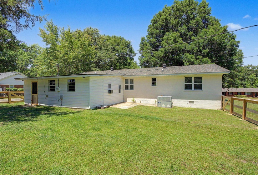113 ROBERTSON DR, Somerville, Tennessee 38068, 3 Bedrooms Bedrooms, 5 Rooms Rooms,2 BathroomsBathrooms,Residential,For Sale,ROBERTSON,10223760