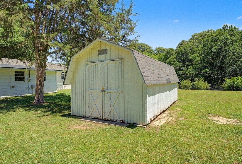 113 ROBERTSON DR, Somerville, Tennessee 38068, 3 Bedrooms Bedrooms, 5 Rooms Rooms,2 BathroomsBathrooms,Residential,For Sale,ROBERTSON,10223760