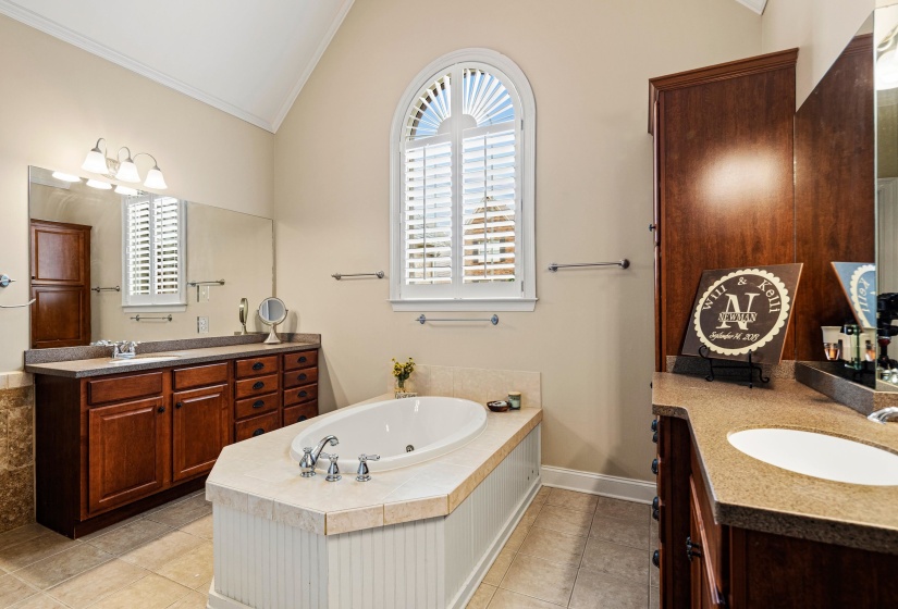 12143 PRESERVE LN, Arlington, Tennessee 38002, 4 Bedrooms Bedrooms, 7 Rooms Rooms,3.1 BathroomsBathrooms,Residential,For Sale,PRESERVE,10223761