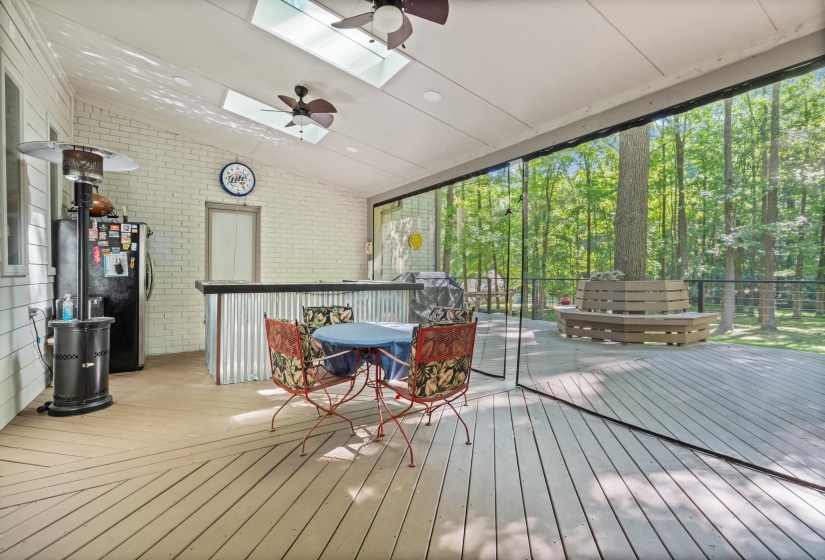 3814 BERLINWOOD CV, Bartlett, Tennessee 38133, 4 Bedroom Bedrooms, 7 Room Rooms,3 BathroomBathrooms,Residential,For Sale,BERLINWOOD,0,10223768