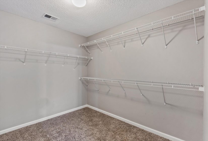 1153 CASENTINO ST, Memphis, Tennessee 38018, 3 Bedrooms Bedrooms, 6 Rooms Rooms,2.1 BathroomsBathrooms,Residential,For Sale,CASENTINO,10223769