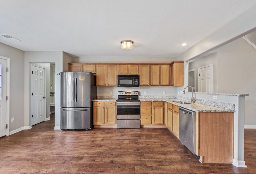 1153 CASENTINO ST, Memphis, Tennessee 38018, 3 Bedrooms Bedrooms, 6 Rooms Rooms,2.1 BathroomsBathrooms,Residential,For Sale,CASENTINO,10223769