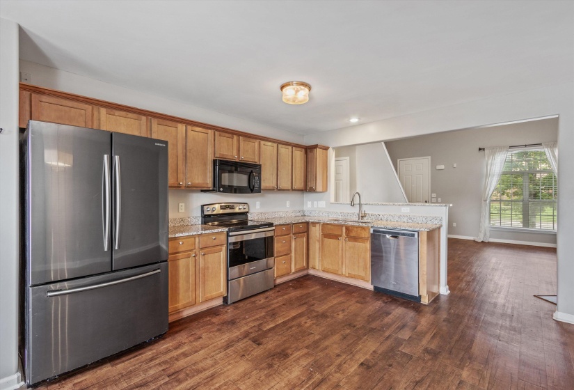 1153 CASENTINO ST, Memphis, Tennessee 38018, 3 Bedrooms Bedrooms, 6 Rooms Rooms,2.1 BathroomsBathrooms,Residential,For Sale,CASENTINO,10223769