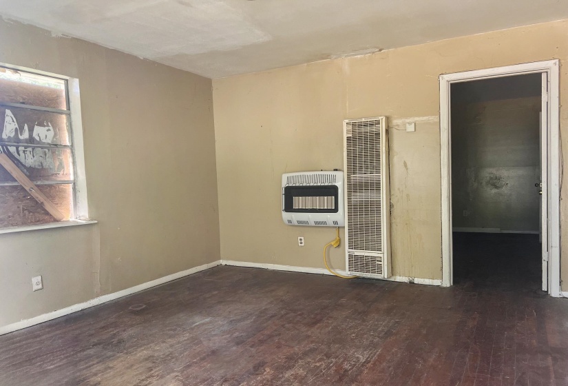 2495 WINNONA AVE, Memphis, Tennessee 38108, 3 Bedroom Bedrooms, 6 Room Rooms,1 BathroomBathrooms,Residential,For Sale,WINNONA,0,10223773