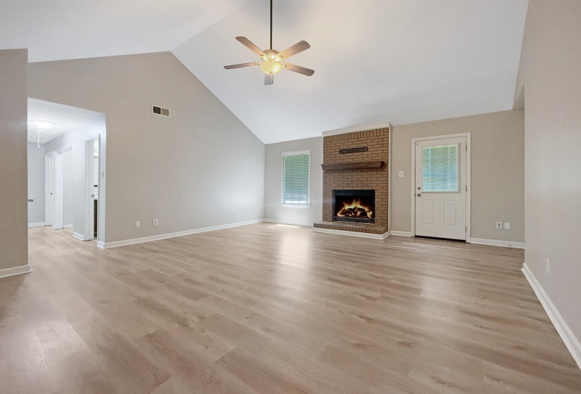 1023 TRACY RD, Millington, Tennessee 38053, 3 Bedrooms Bedrooms, 6 Rooms Rooms,2 BathroomsBathrooms,Residential,For Sale,TRACY,10223774