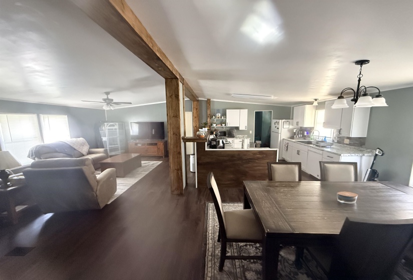 6719 CHESTNUT BLUFF MAURY CITY RD RD, Friendship, Tennessee 38034, 3 Bedroom Bedrooms, 11 Room Rooms,2 BathroomBathrooms,Residential,For Sale,CHESTNUT BLUFF MAURY CITY RD,0,10223776