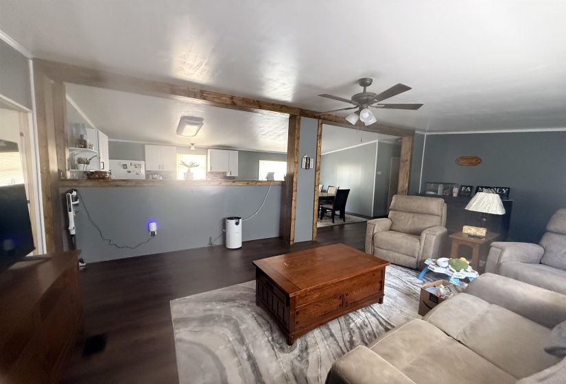 6719 CHESTNUT BLUFF MAURY CITY RD RD, Friendship, Tennessee 38034, 3 Bedroom Bedrooms, 11 Room Rooms,2 BathroomBathrooms,Residential,For Sale,CHESTNUT BLUFF MAURY CITY RD,0,10223776