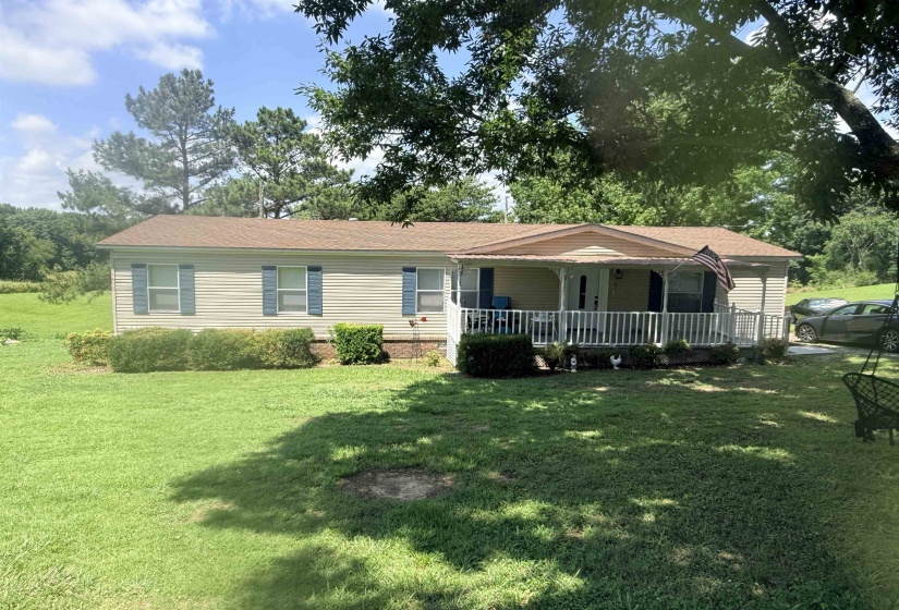 6719 CHESTNUT BLUFF MAURY CITY RD RD, Friendship, Tennessee 38034, 3 Bedroom Bedrooms, 11 Room Rooms,2 BathroomBathrooms,Residential,For Sale,CHESTNUT BLUFF MAURY CITY RD,0,10223776