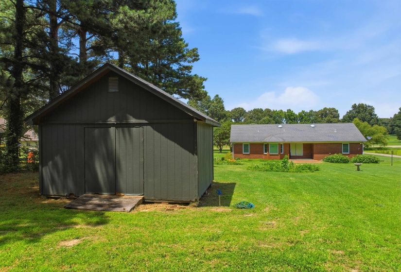 171 BRIERHEDGE RD, Covington, Tennessee 38019, 3 Bedroom Bedrooms, 6 Room Rooms,2 BathroomBathrooms,Residential,For Sale,BRIERHEDGE,0,10223778