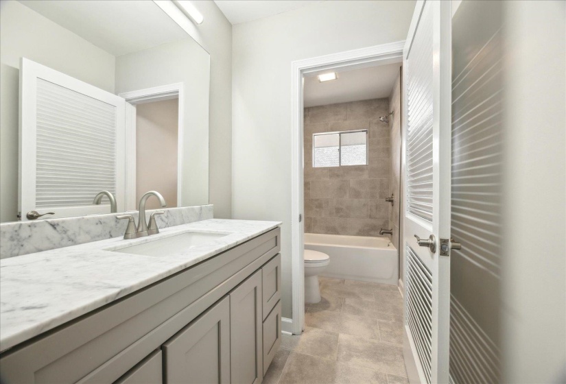 5676 WALNUT GROVE PL, Memphis, Tennessee 38120, 3 Bedrooms Bedrooms, 8 Rooms Rooms,3 BathroomsBathrooms,Residential,For Sale,WALNUT GROVE,10223779