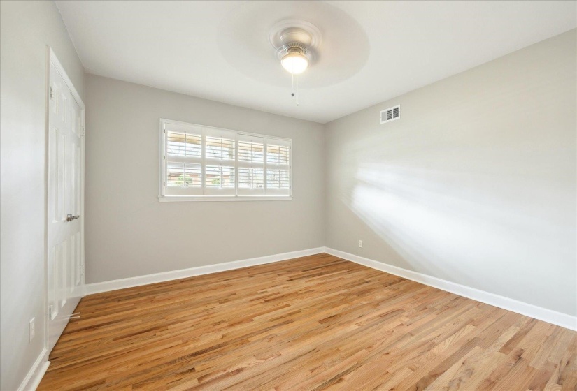 5676 WALNUT GROVE PL, Memphis, Tennessee 38120, 3 Bedrooms Bedrooms, 8 Rooms Rooms,3 BathroomsBathrooms,Residential,For Sale,WALNUT GROVE,10223779
