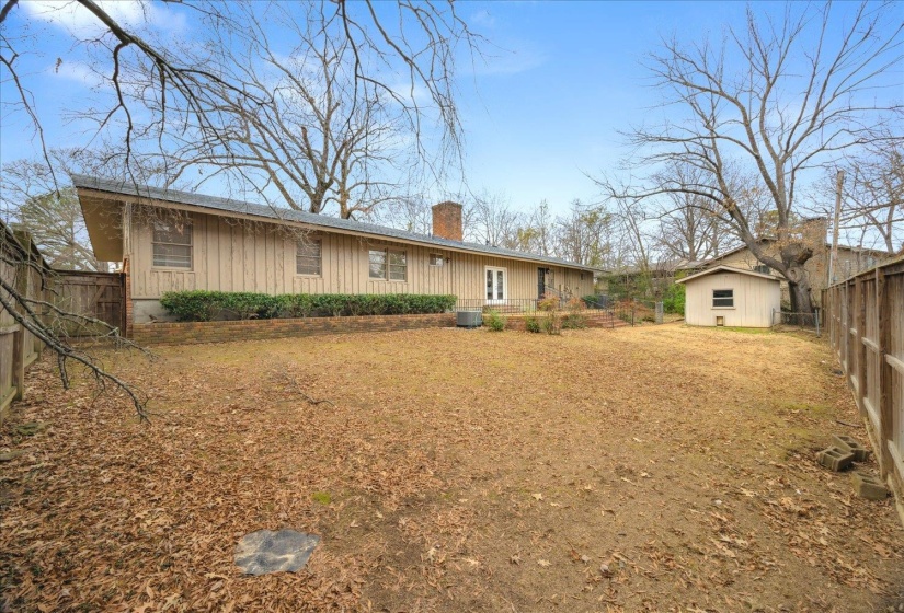 5676 WALNUT GROVE PL, Memphis, Tennessee 38120, 3 Bedrooms Bedrooms, 8 Rooms Rooms,3 BathroomsBathrooms,Residential,For Sale,WALNUT GROVE,10223779