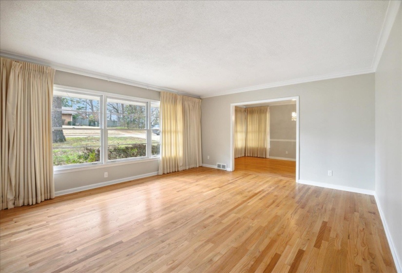 5676 WALNUT GROVE PL, Memphis, Tennessee 38120, 3 Bedrooms Bedrooms, 8 Rooms Rooms,3 BathroomsBathrooms,Residential,For Sale,WALNUT GROVE,10223779