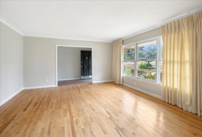 5676 WALNUT GROVE PL, Memphis, Tennessee 38120, 3 Bedrooms Bedrooms, 8 Rooms Rooms,3 BathroomsBathrooms,Residential,For Sale,WALNUT GROVE,10223779