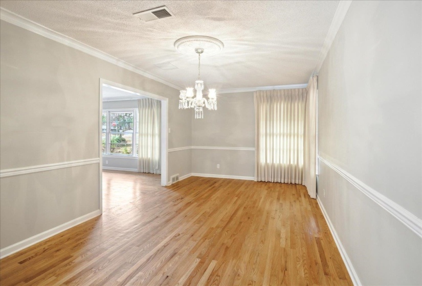 5676 WALNUT GROVE PL, Memphis, Tennessee 38120, 3 Bedrooms Bedrooms, 8 Rooms Rooms,3 BathroomsBathrooms,Residential,For Sale,WALNUT GROVE,10223779