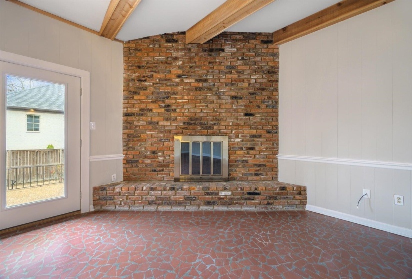 5676 WALNUT GROVE PL, Memphis, Tennessee 38120, 3 Bedrooms Bedrooms, 8 Rooms Rooms,3 BathroomsBathrooms,Residential,For Sale,WALNUT GROVE,10223779