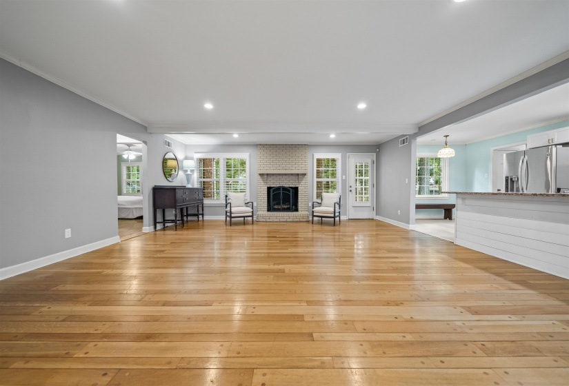 2173 LOCHLEVIN DR, Memphis, Tennessee 38119, 3 Bedroom Bedrooms, 7 Room Rooms,2 BathroomBathrooms,Residential,For Sale,LOCHLEVIN,0,10223784