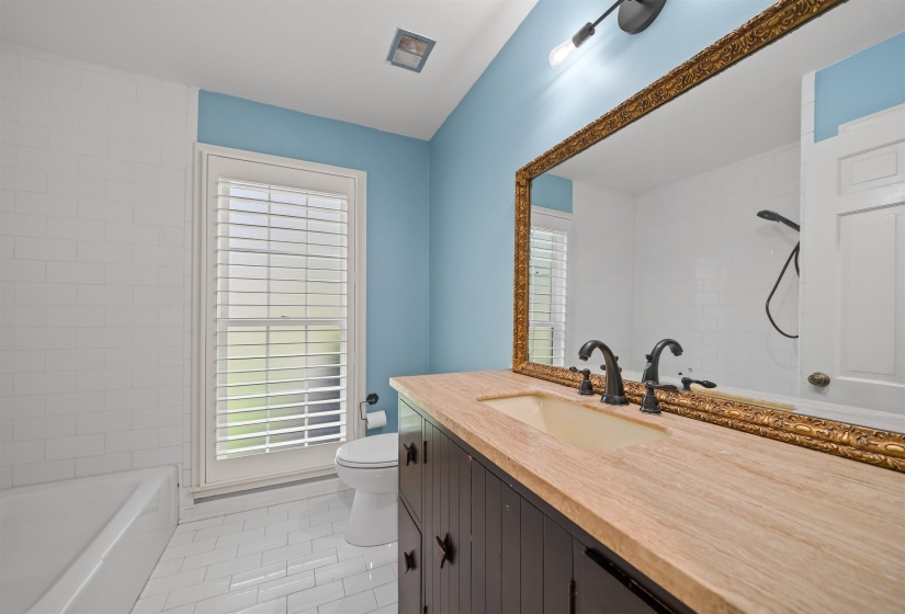 2173 LOCHLEVIN DR, Memphis, Tennessee 38119, 3 Bedroom Bedrooms, 7 Room Rooms,2 BathroomBathrooms,Residential,For Sale,LOCHLEVIN,0,10223784