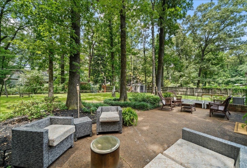 2173 LOCHLEVIN DR, Memphis, Tennessee 38119, 3 Bedroom Bedrooms, 7 Room Rooms,2 BathroomBathrooms,Residential,For Sale,LOCHLEVIN,0,10223784