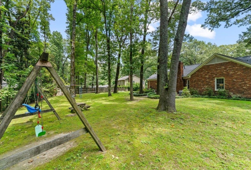 2173 LOCHLEVIN DR, Memphis, Tennessee 38119, 3 Bedroom Bedrooms, 7 Room Rooms,2 BathroomBathrooms,Residential,For Sale,LOCHLEVIN,0,10223784