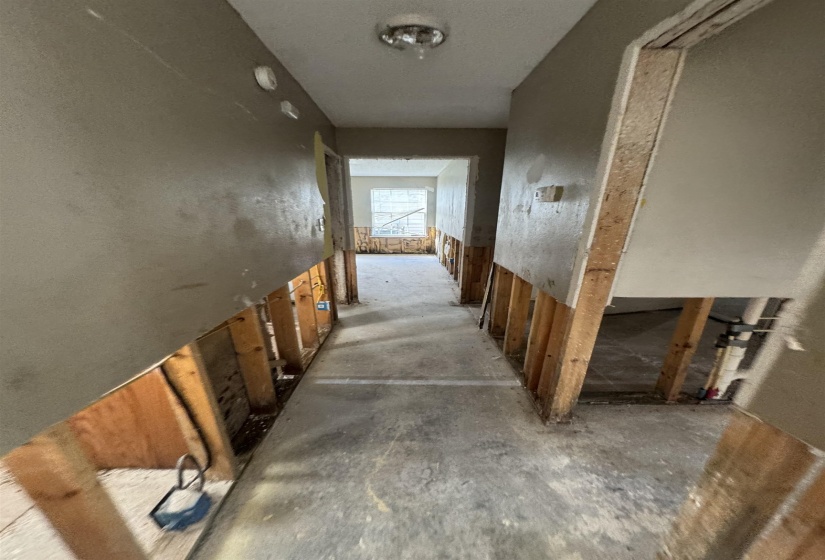 4651 ROYAL VIEW DR, Unincorporated, Tennessee 38128, 5 Bedrooms Bedrooms, 7 Rooms Rooms,2.1 BathroomsBathrooms,Residential,For Sale,ROYAL VIEW,10223790