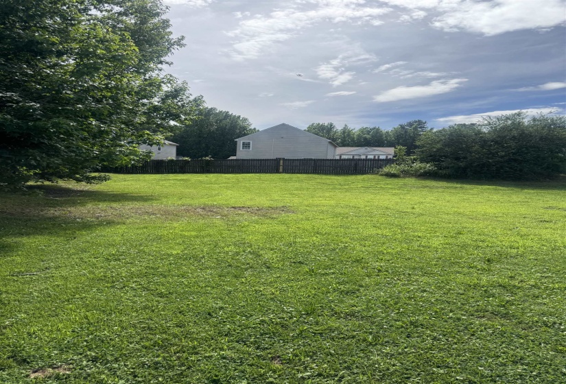 4651 ROYAL VIEW DR, Unincorporated, Tennessee 38128, 5 Bedrooms Bedrooms, 7 Rooms Rooms,2.1 BathroomsBathrooms,Residential,For Sale,ROYAL VIEW,10223790