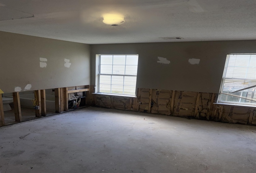 4651 ROYAL VIEW DR, Unincorporated, Tennessee 38128, 5 Bedrooms Bedrooms, 7 Rooms Rooms,2.1 BathroomsBathrooms,Residential,For Sale,ROYAL VIEW,10223790