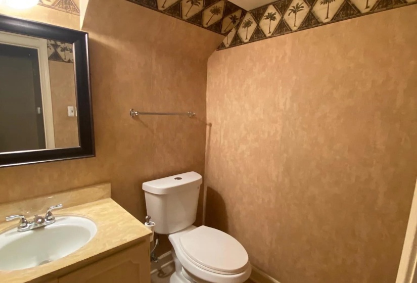5718 QUINCE RD, Memphis, Tennessee 38119, 2 Bedrooms Bedrooms, 5 Rooms Rooms,1.2 BathroomsBathrooms,Residential,For Sale,QUINCE,10223792