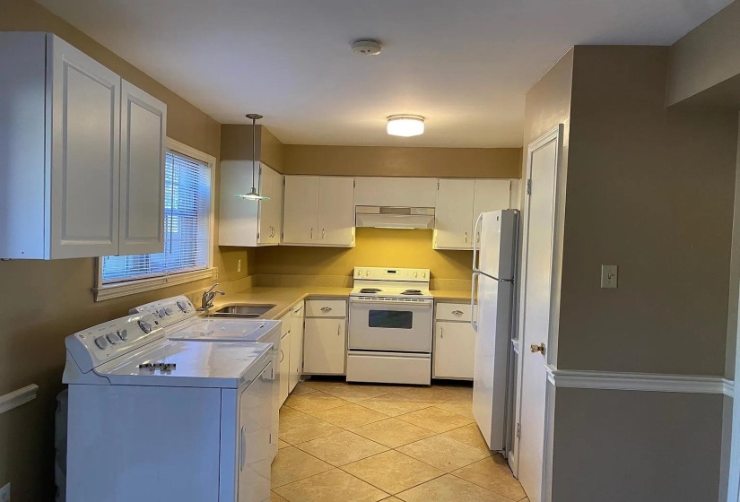5718 QUINCE RD, Memphis, Tennessee 38119, 2 Bedrooms Bedrooms, 5 Rooms Rooms,1.2 BathroomsBathrooms,Residential,For Sale,QUINCE,10223792