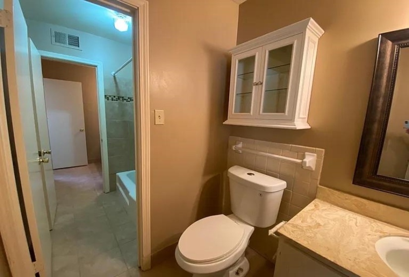 5718 QUINCE RD, Memphis, Tennessee 38119, 2 Bedrooms Bedrooms, 5 Rooms Rooms,1.2 BathroomsBathrooms,Residential,For Sale,QUINCE,10223792