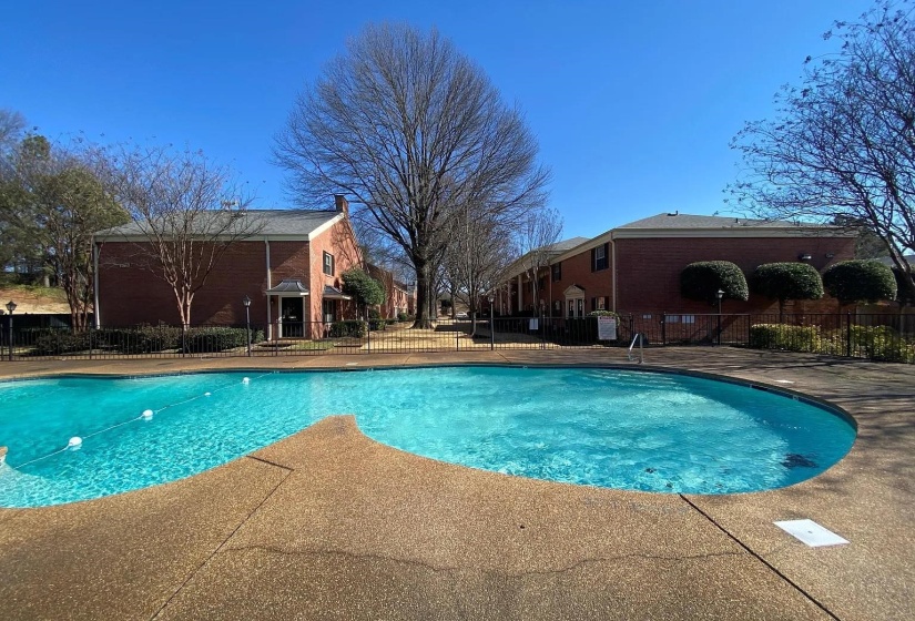 5718 QUINCE RD, Memphis, Tennessee 38119, 2 Bedrooms Bedrooms, 5 Rooms Rooms,1.2 BathroomsBathrooms,Residential,For Sale,QUINCE,10223792