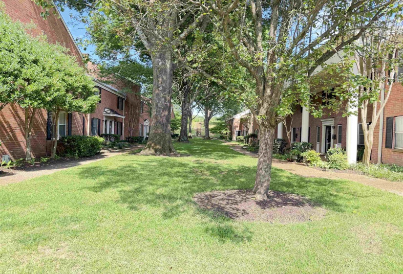 5718 QUINCE RD, Memphis, Tennessee 38119, 2 Bedrooms Bedrooms, 5 Rooms Rooms,1.2 BathroomsBathrooms,Residential,For Sale,QUINCE,10223792