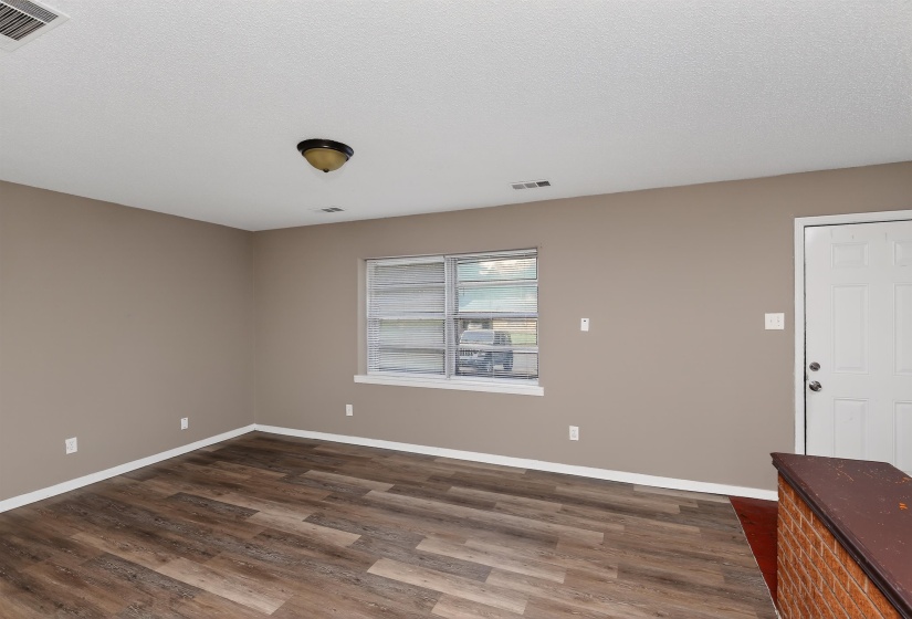 3081 BOXDALE ST, Memphis, Tennessee 38118, 3 Bedrooms Bedrooms, 5 Rooms Rooms,2 BathroomsBathrooms,Residential,For Sale,BOXDALE,10223795
