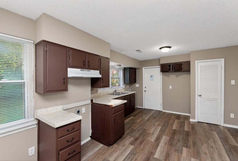 3081 BOXDALE ST, Memphis, Tennessee 38118, 3 Bedrooms Bedrooms, 5 Rooms Rooms,2 BathroomsBathrooms,Residential,For Sale,BOXDALE,10223795