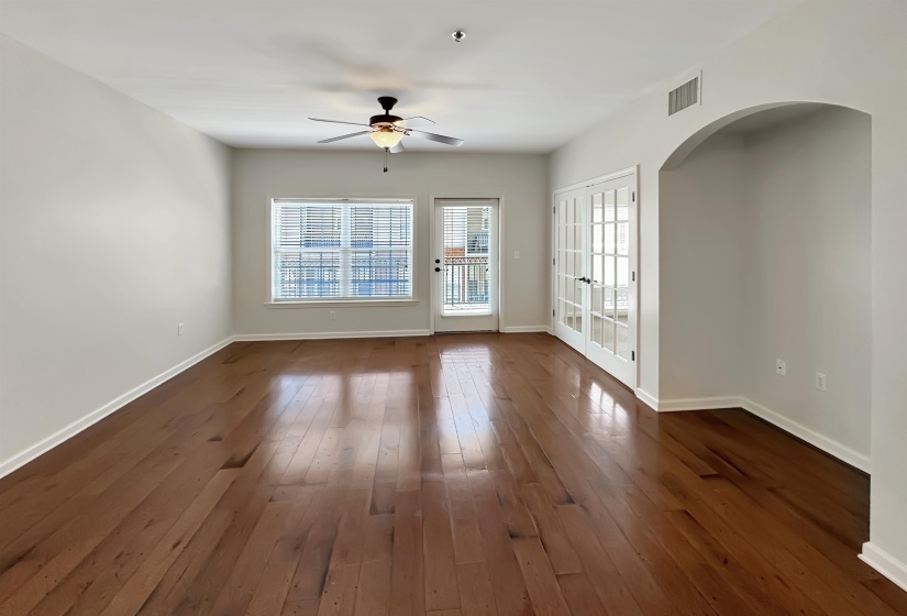 665 TENNESSEE ST, Memphis, Tennessee 38103, 1 Bedroom Bedrooms, 4 Rooms Rooms,1 BathroomBathrooms,Residential,For Sale,TENNESSEE,10223803