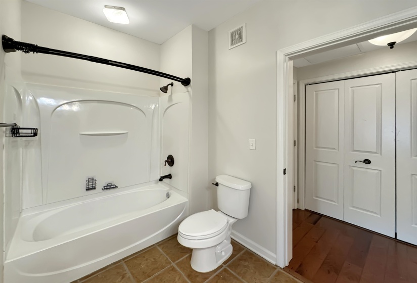 665 TENNESSEE ST, Memphis, Tennessee 38103, 1 Bedroom Bedrooms, 4 Rooms Rooms,1 BathroomBathrooms,Residential,For Sale,TENNESSEE,10223803