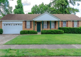 1858 EDWARD AVE, Memphis, Tennessee 38107, 3 Bedrooms Bedrooms, 7 Rooms Rooms,2 BathroomsBathrooms,Residential,For Sale,EDWARD,10223805 1858 EDWARD AVE, Memphis, Tennessee 38107, 3 Bedrooms Bedrooms, 7 Rooms Rooms,2 BathroomsBathrooms,Residential,For Sale,EDWARD,10223805