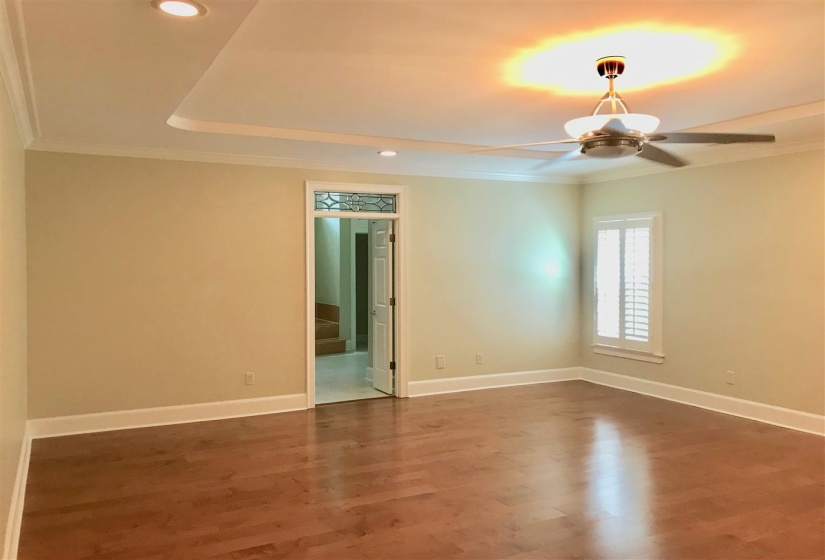 3023 OAKLEIGH CV, Germantown, Tennessee 38138, 5 Bedrooms Bedrooms, 9 Rooms Rooms,3.1 BathroomsBathrooms,Rental Properties,For Sale,OAKLEIGH,10223839