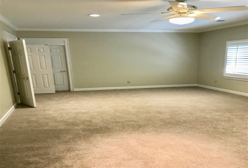 3023 OAKLEIGH CV, Germantown, Tennessee 38138, 5 Bedrooms Bedrooms, 9 Rooms Rooms,3.1 BathroomsBathrooms,Rental Properties,For Sale,OAKLEIGH,10223839