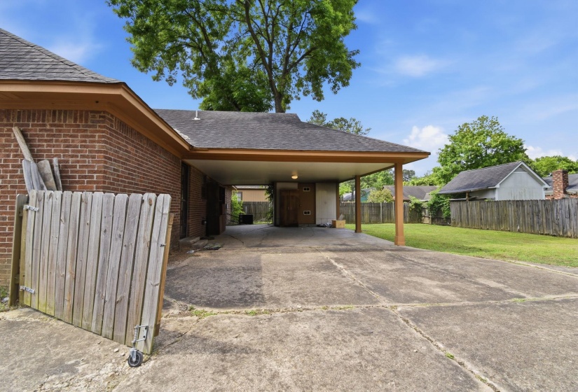 3597 OLD BROWNSVILLE RD, Memphis, Tennessee 38135, 3 Bedroom Bedrooms, 6 Room Rooms,2 BathroomBathrooms,Residential,For Sale,OLD BROWNSVILLE,0,10221960