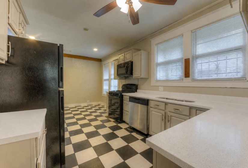 719 MAURY ST, Memphis, Tennessee 38107, 3 Bedroom Bedrooms, 6 Room Rooms,1.1 BathroomBathrooms,Residential,For Sale,MAURY,0,10223808