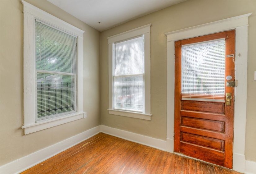 719 MAURY ST, Memphis, Tennessee 38107, 3 Bedroom Bedrooms, 6 Room Rooms,1.1 BathroomBathrooms,Residential,For Sale,MAURY,0,10223808