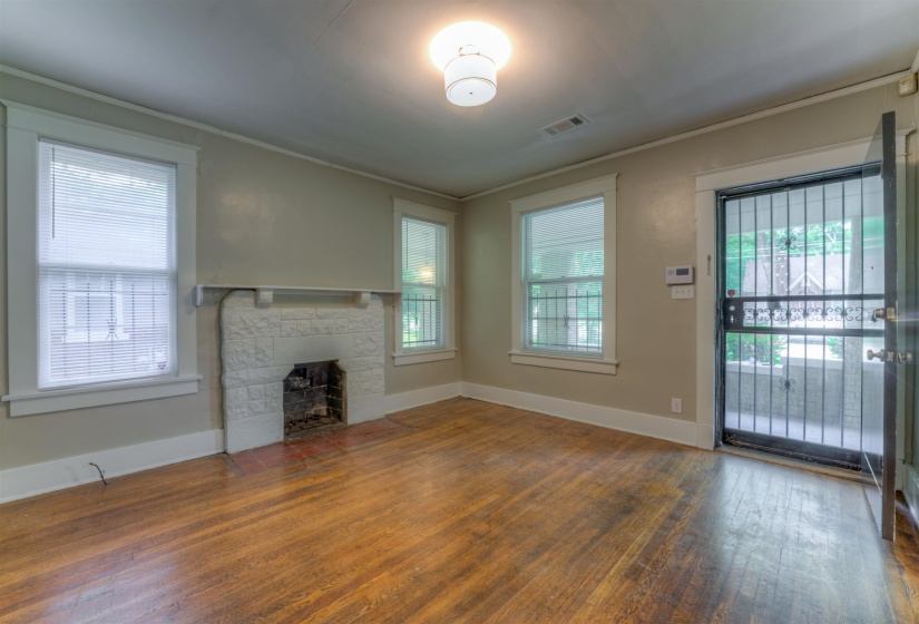 719 MAURY ST, Memphis, Tennessee 38107, 3 Bedroom Bedrooms, 6 Room Rooms,1.1 BathroomBathrooms,Residential,For Sale,MAURY,0,10223808