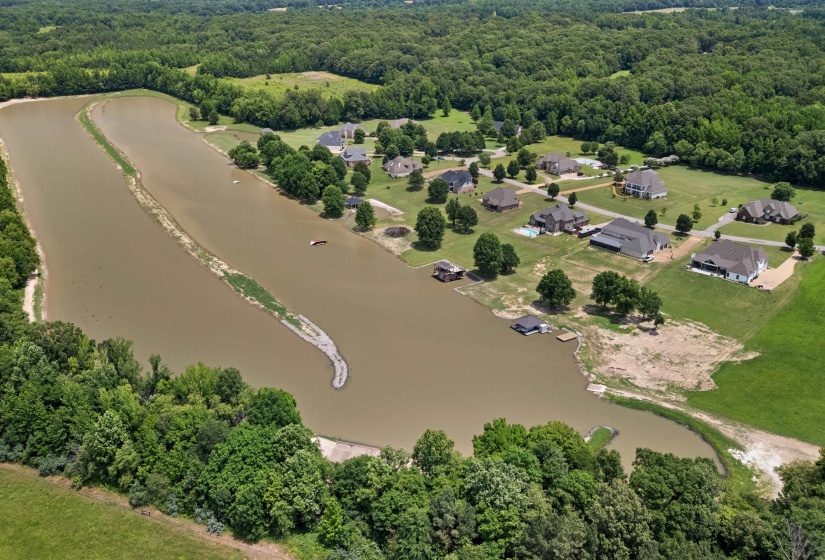 255 LAKE POINTE CV, Rossville, Tennessee 38066, 5 Bedroom Bedrooms, 8 Room Rooms,4 BathroomBathrooms,Residential,For Sale,LAKE POINTE,0,10223811