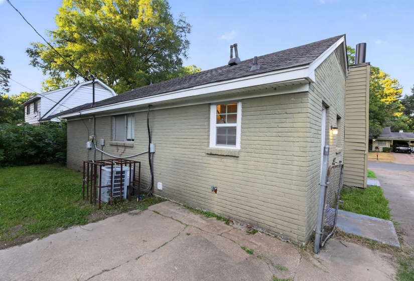 2911 CLAUDETTE RD, Memphis, Tennessee 38118, 3 Bedroom Bedrooms, 6 Room Rooms,1 BathroomBathrooms,Residential,For Sale,CLAUDETTE,0,10223814