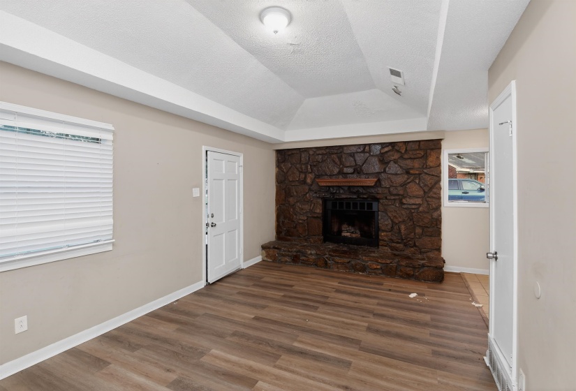 2911 CLAUDETTE RD, Memphis, Tennessee 38118, 3 Bedroom Bedrooms, 6 Room Rooms,1 BathroomBathrooms,Residential,For Sale,CLAUDETTE,0,10223814