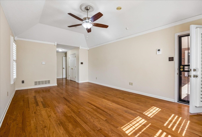1386 STABLE RUN DR, Cordova, Tennessee 38016, 4 Bedroom Bedrooms, 9 Room Rooms,3.1 BathroomBathrooms,Residential,For Sale,STABLE RUN,0,10223819