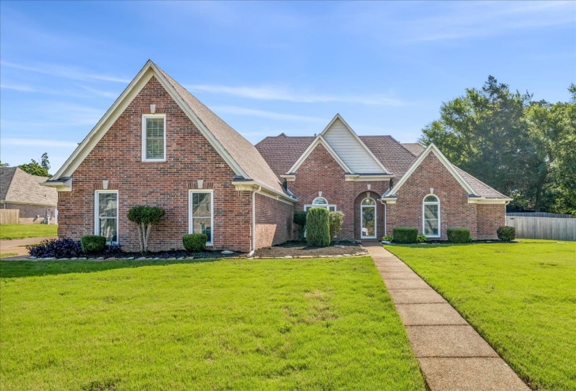 1386 STABLE RUN DR, Cordova, Tennessee 38016, 4 Bedroom Bedrooms, 9 Room Rooms,3.1 BathroomBathrooms,Residential,For Sale,STABLE RUN,0,10223819