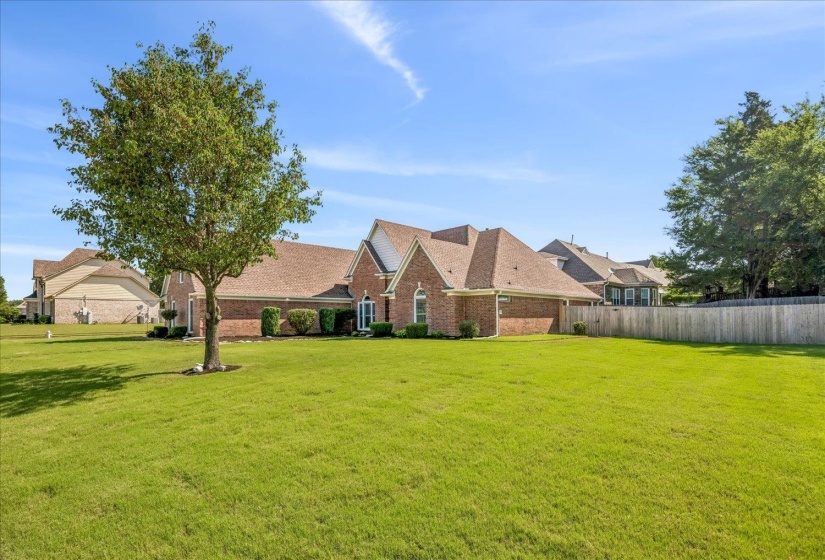 1386 STABLE RUN DR, Cordova, Tennessee 38016, 4 Bedroom Bedrooms, 9 Room Rooms,3.1 BathroomBathrooms,Residential,For Sale,STABLE RUN,0,10223819